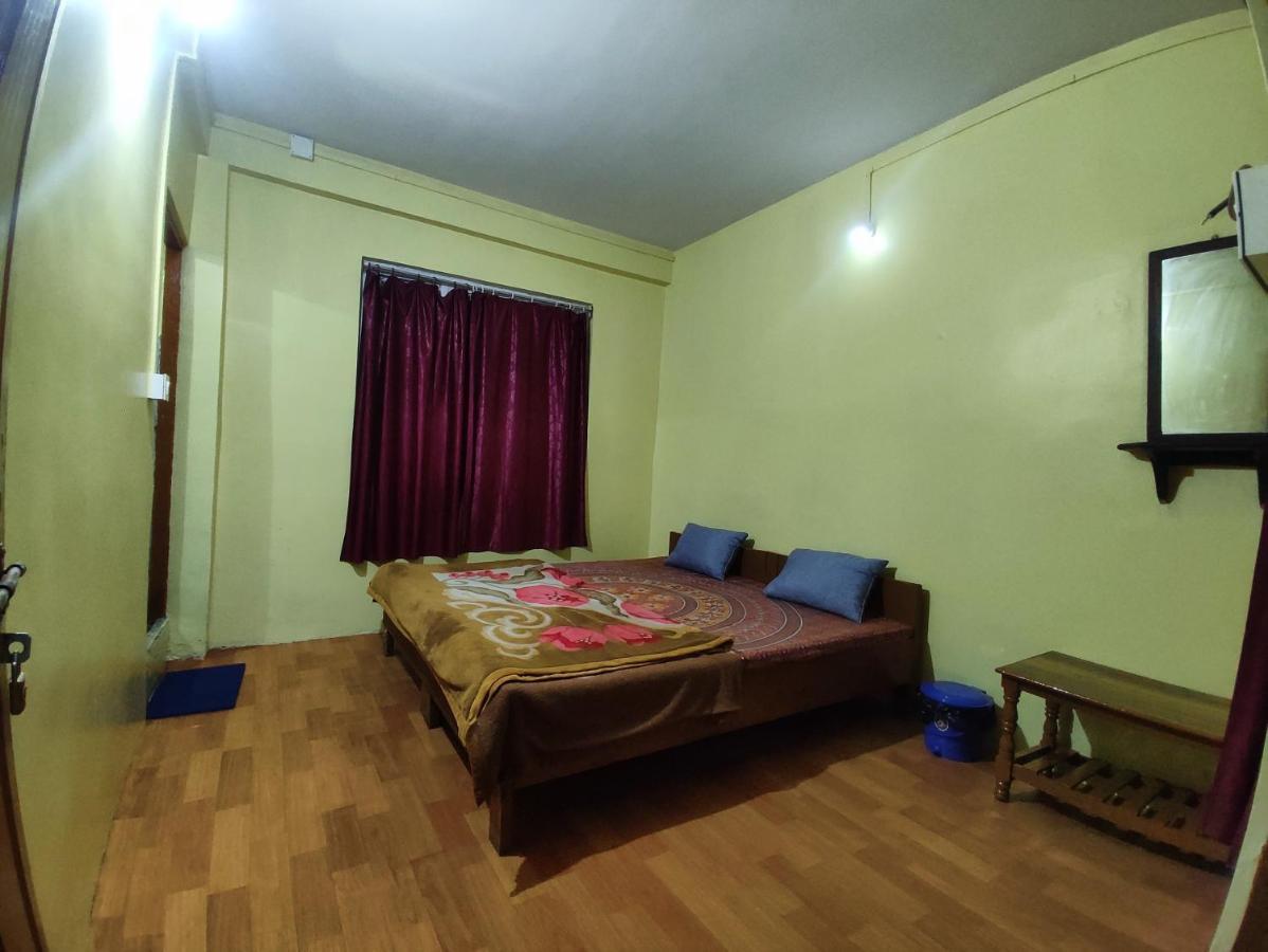Wind Home Darjeeling- Budget Hotel Near Mall Darjeeling  Bagian luar foto