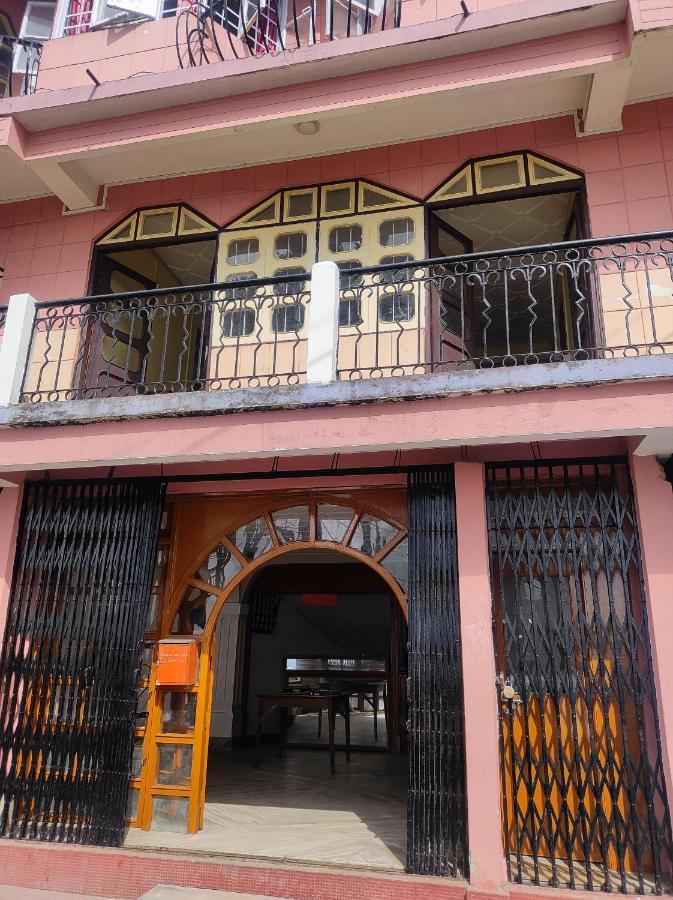 Wind Home Darjeeling- Budget Hotel Near Mall Darjeeling  Bagian luar foto