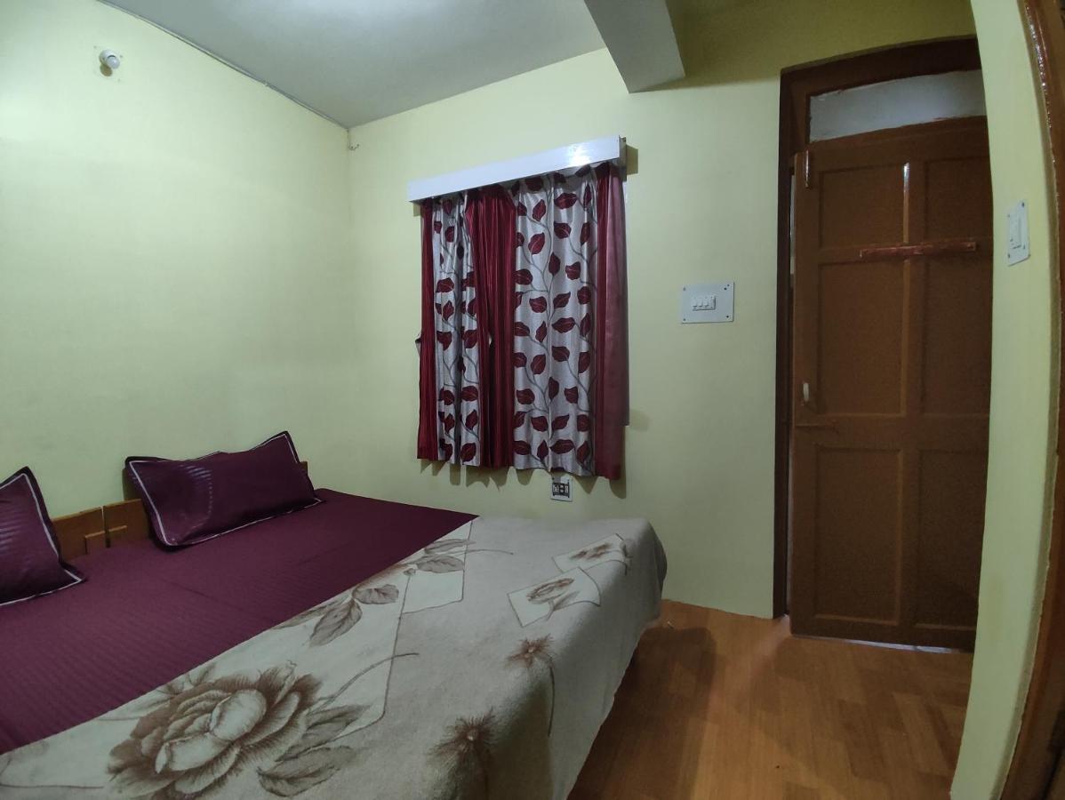 Wind Home Darjeeling- Budget Hotel Near Mall Darjeeling  Bagian luar foto