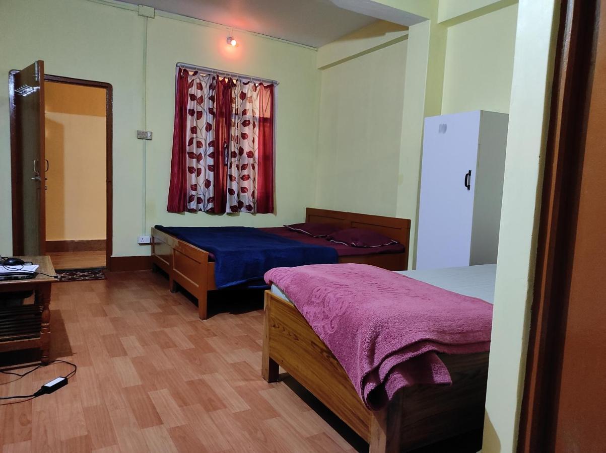 Wind Home Darjeeling- Budget Hotel Near Mall Darjeeling  Bagian luar foto