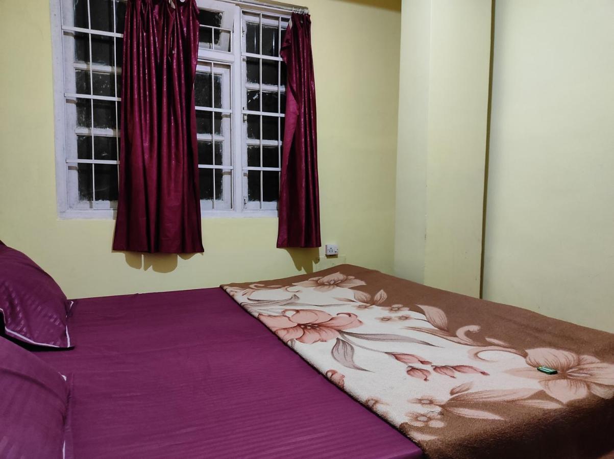 Wind Home Darjeeling- Budget Hotel Near Mall Darjeeling  Bagian luar foto